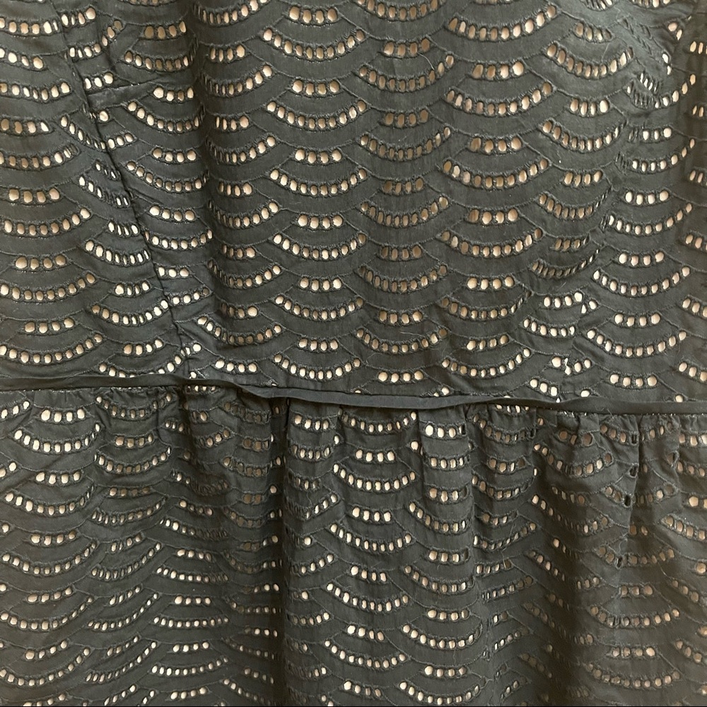 Ann Taylor Loft Women’s Petite Black & Cream Sleeveless Dress Size 2P - Picture 6 of 6
